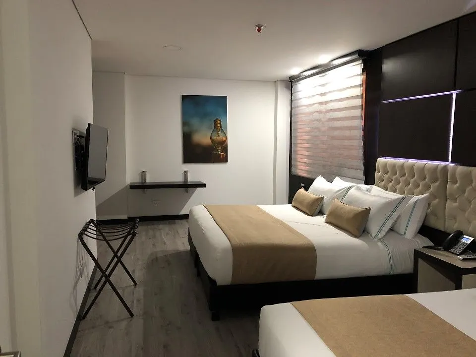 Hotel American Visa Tower Bogotá 4*,