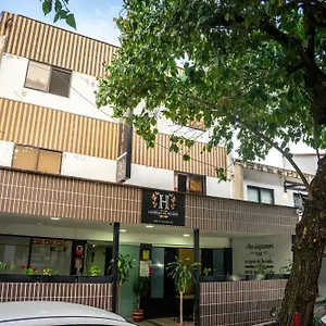 https://laureles-de-aburra.colombiamedellinhotels.com
